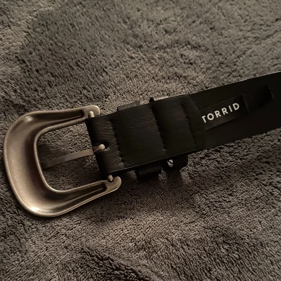 Torrid Women’s Black Belt with Silver Buckle - Picture 2 of 3